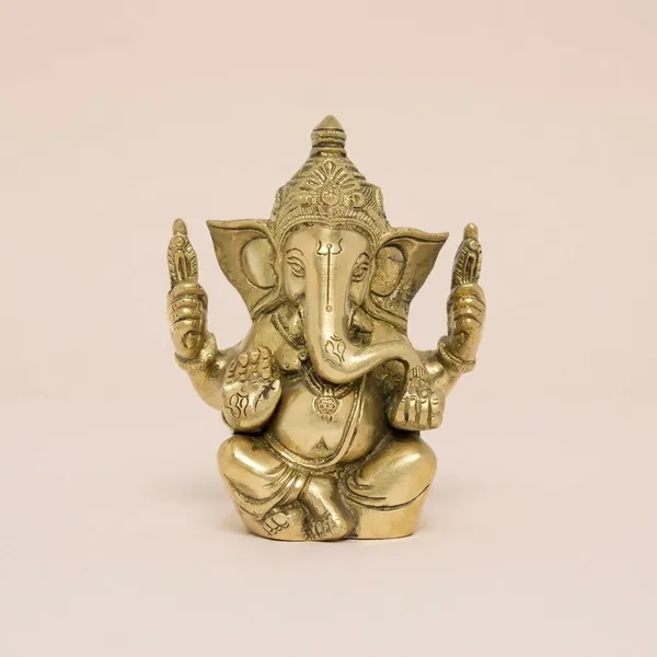 Brass_Traditional_Seated_Ganesha_Idol_With_Ornate_Crown