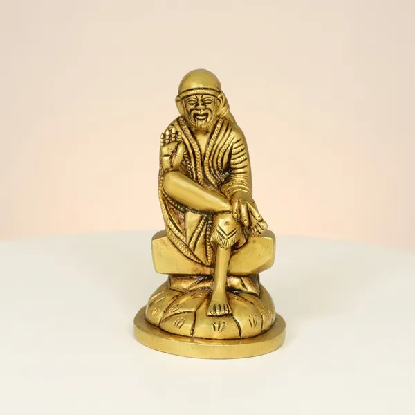 Brass_Sai_Baba_Blessing_Pose_Idol_Antique_Gold_4.5_Inch