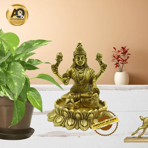 Brass_Antique_Finish_Goddess_Lakshmi_Seated_On_Lotus_Idol