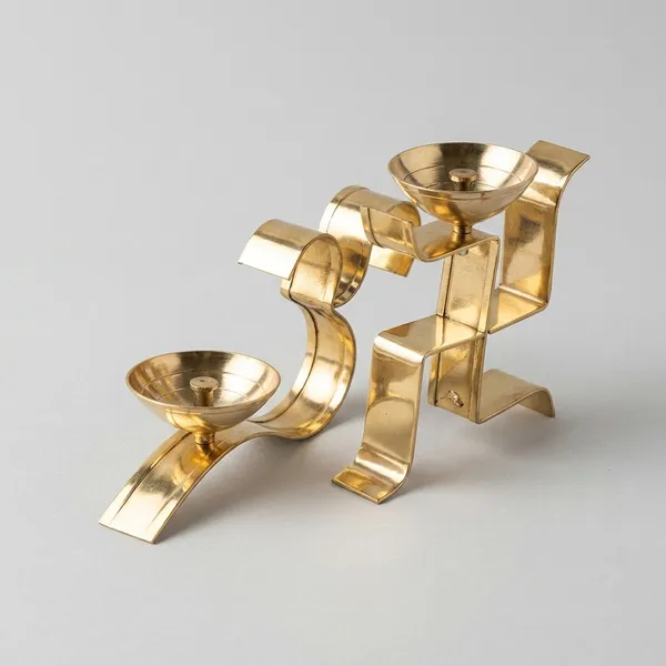 Brass_Traditional_T-Shape_Diya_Stand