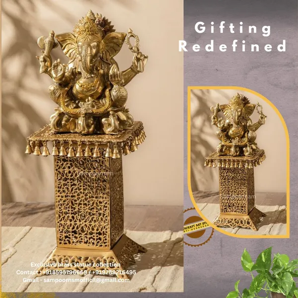 Brass_Antique_Gold_Lord_Ganesha_Idol_On_Jali_Pedestal_Stand