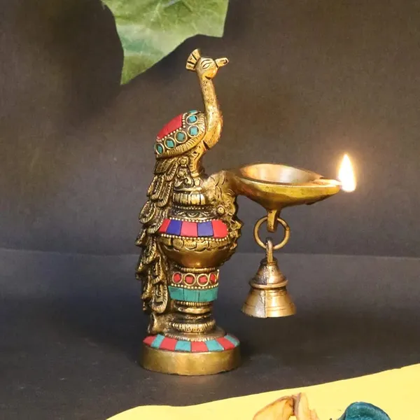 Brass_Golden_Stone_Inlay_Peacock_Oil_Lamp_With_Bell