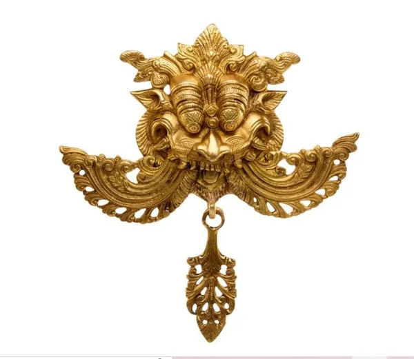 Brass_Traditional_Ganesha_Face_Wall_Hanging_Diya