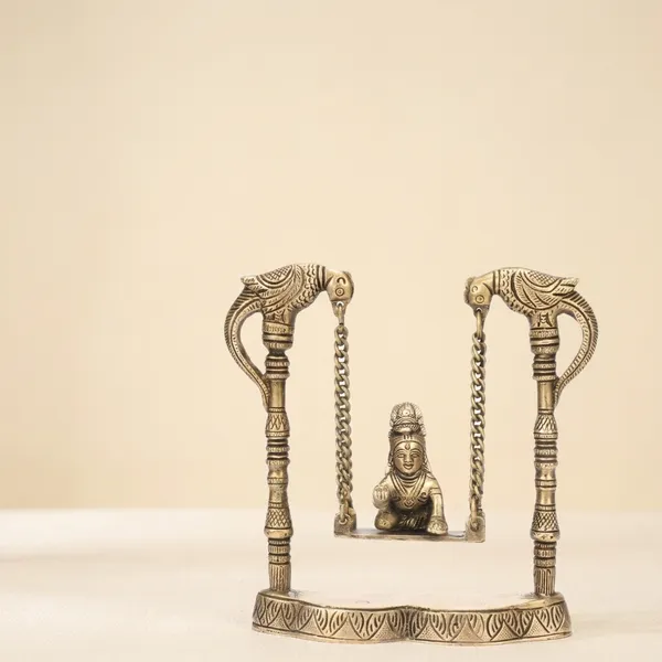 Brass_Traditional_Peacock_Motif_Bal_Krishna_Swing_Jhula