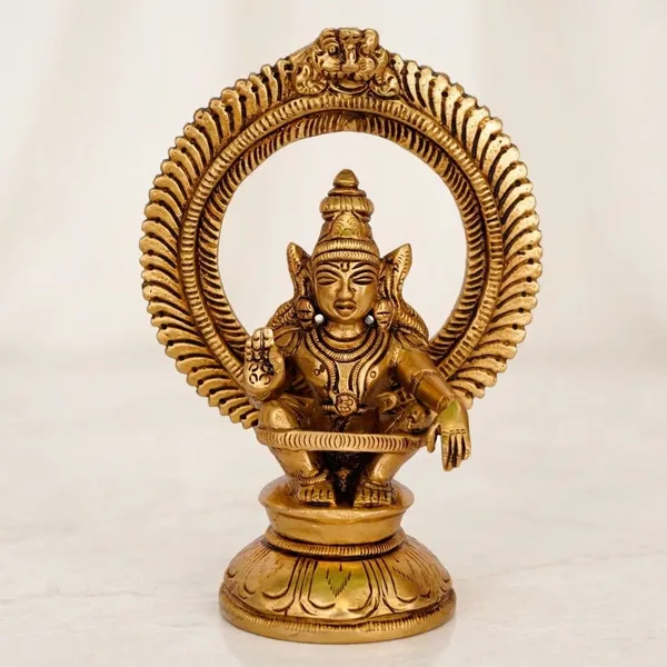 Brass_Traditional_Lord_Ayyappa_Prabhavali_Idol