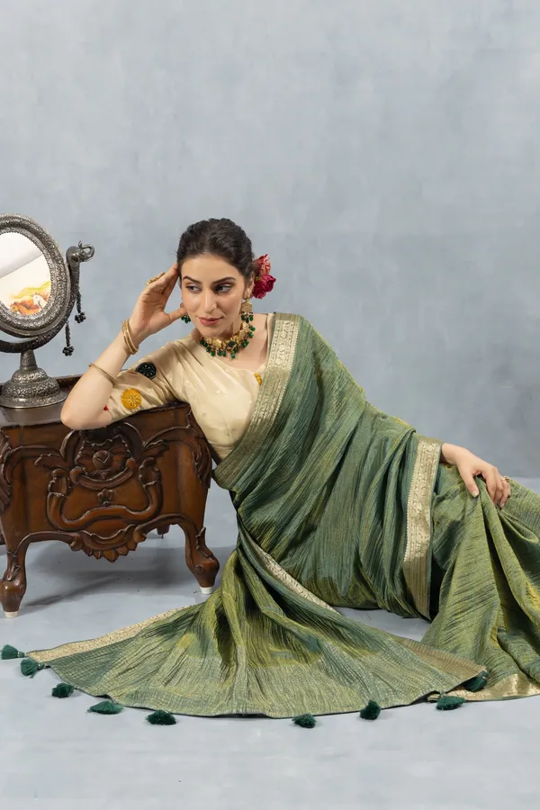 Green_Crushed_Tissue_Silk_Saree_Olive_Green