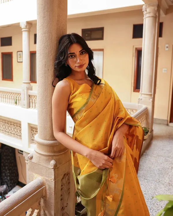 Yellow_Elephant_Motif_Cotton_Saree