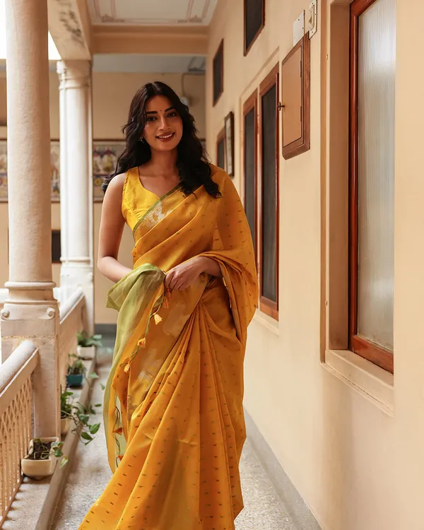 Yellow_Elephant_Motif_Cotton_Saree