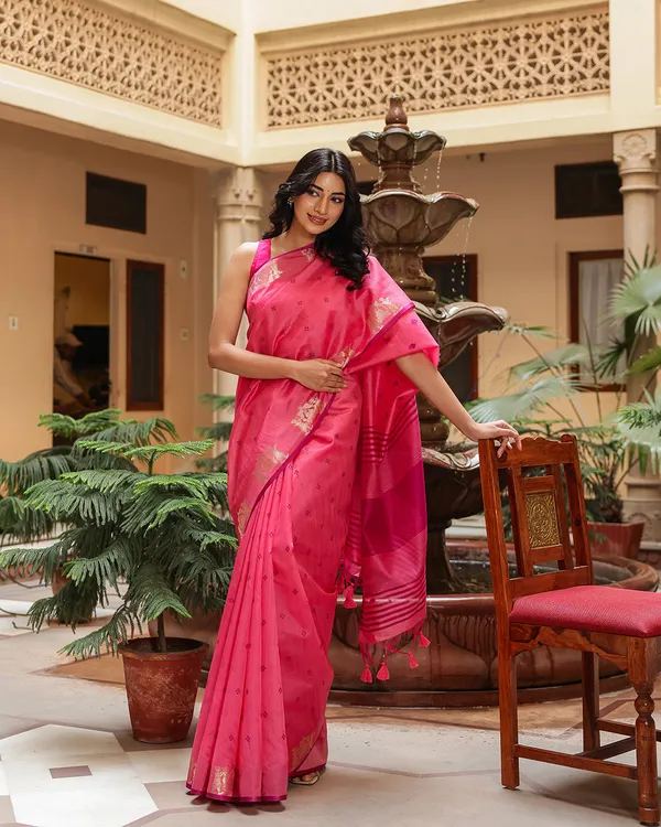 Pink_Cotton_Golden_Border_Saree