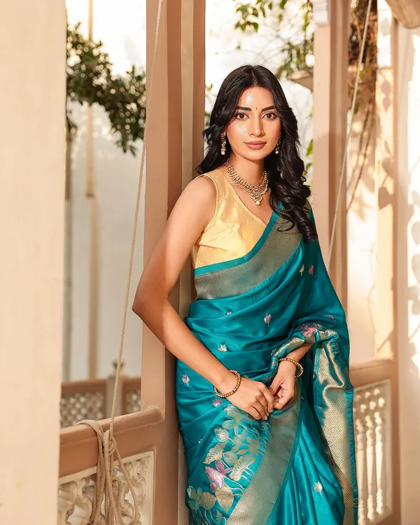 Peacock_Teal_Blue_Floral__soft_Silk_Saree