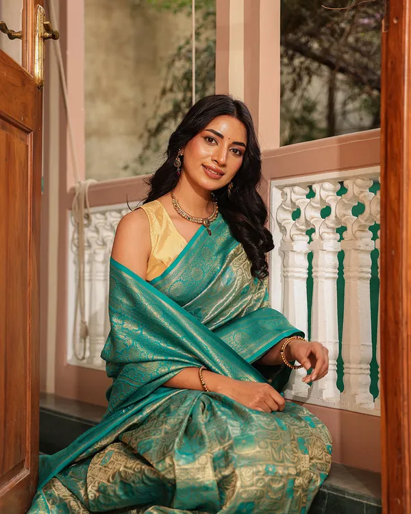 Paris_Green_Zari_Weave_Silk_Saree