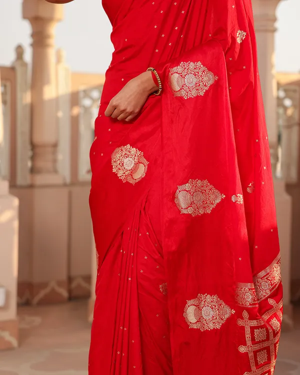 Cherry_Red_Check_Pallu_Silk_Saree