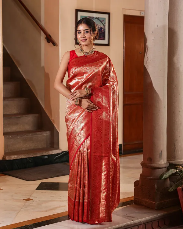Regal_Red_Antique_Gold_Zari_Silk_Saree