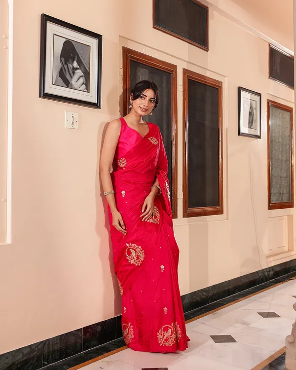 Magenta_Sparrow_Motif_Silk_Saree