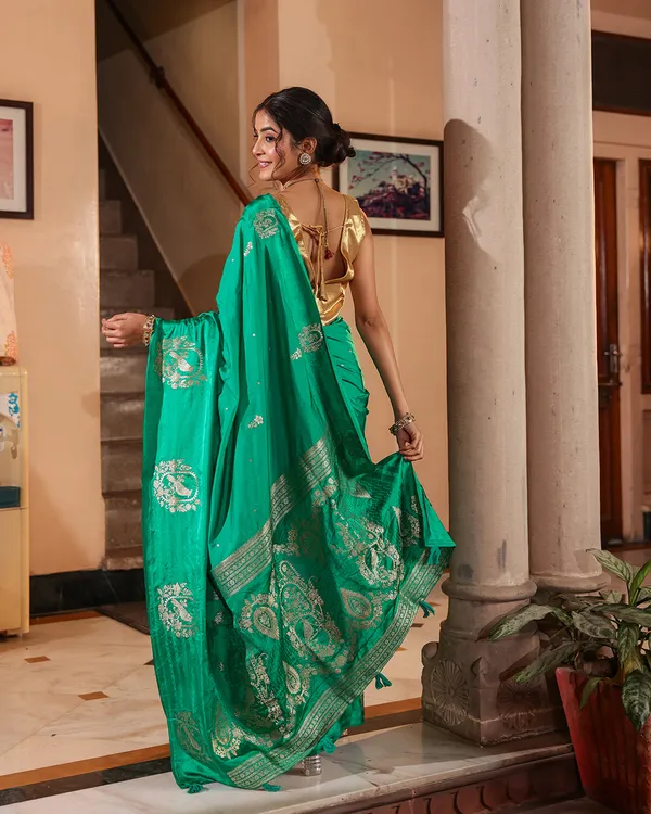 Sea_Green_Sparrow_Motif_Silk_Saree