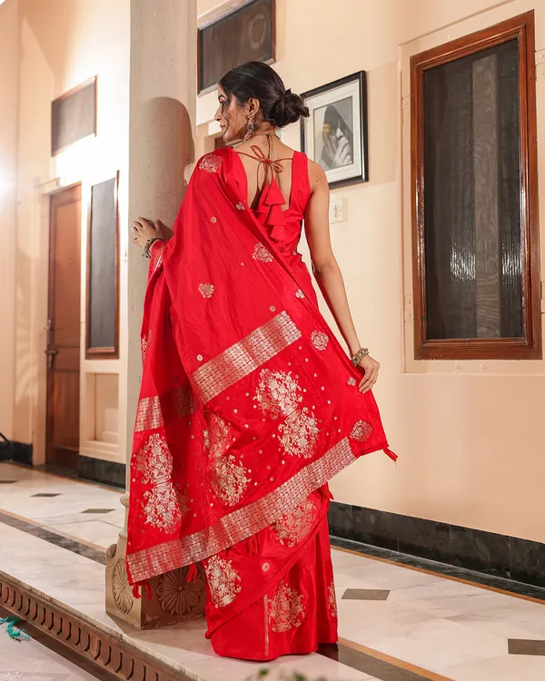 Red_Silk_Saree