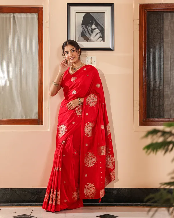 Red_Silk_Saree