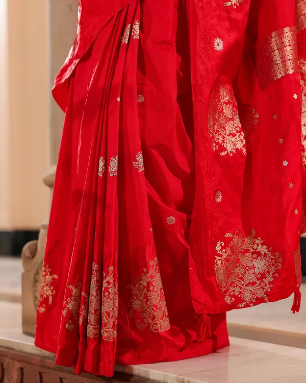 Red_Silk_Saree