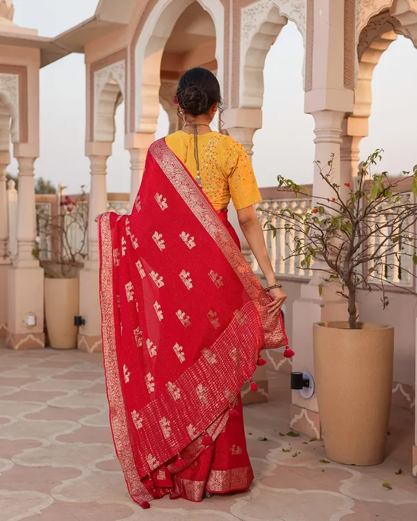 Deer_Motif_Shimmer_Georgette_Saree