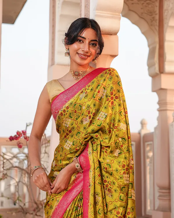 Parrot_Green_Patola_Soft_Silk_Saree