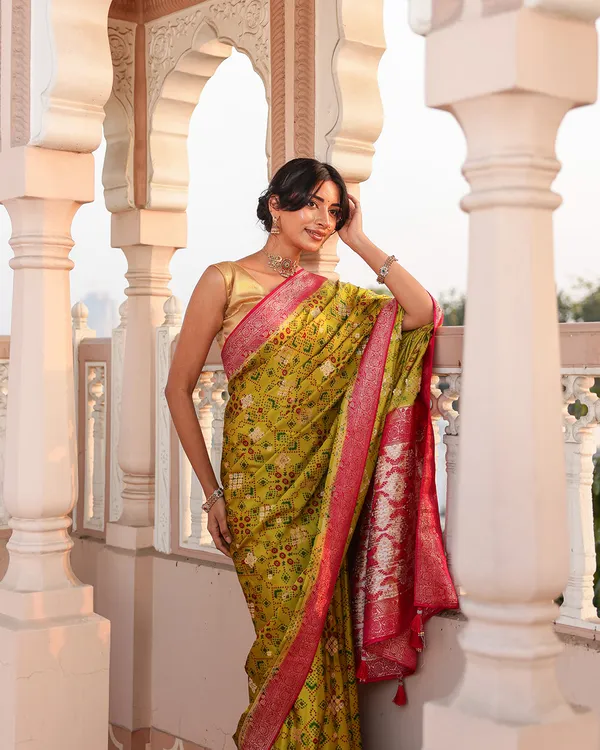 Parrot_Green_Patola_Soft_Silk_Saree