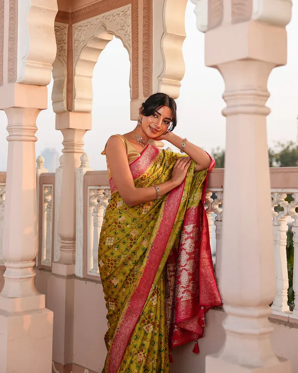 Parrot_Green_Patola_Soft_Silk_Saree