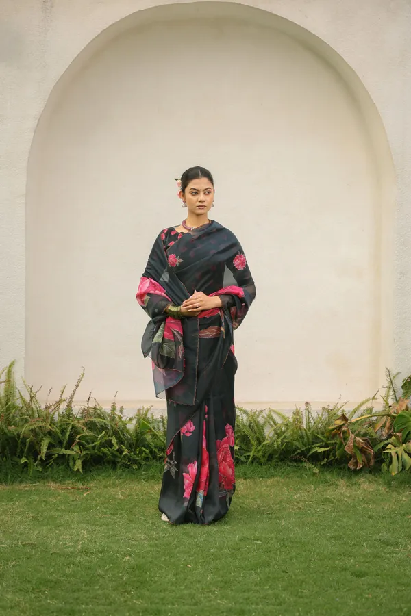 Black_Floral_Organza_Saree