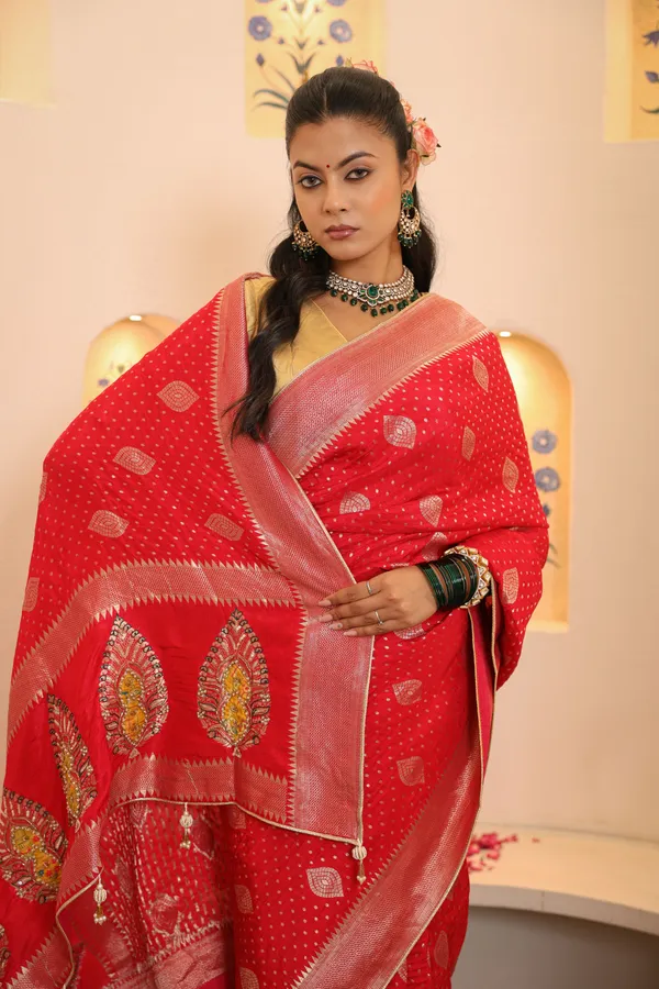 Bright_Red_Banarasi_Silk_Saree