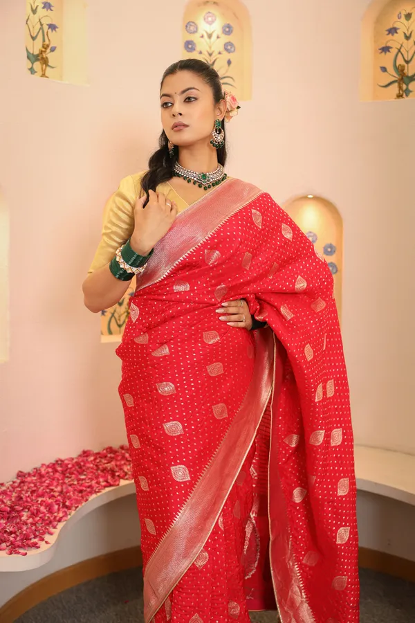 Bright_Red_Banarasi_Silk_Saree
