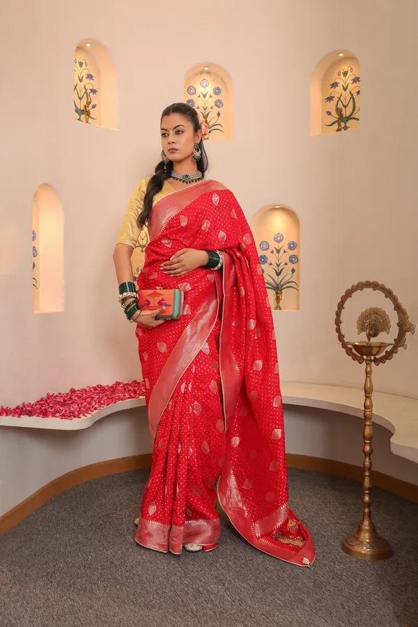 Bright_Red_Banarasi_Silk_Saree