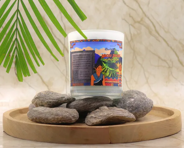Machu_Picchu,_Peru_Destination_Candle_(Bon_Voyage_Series)