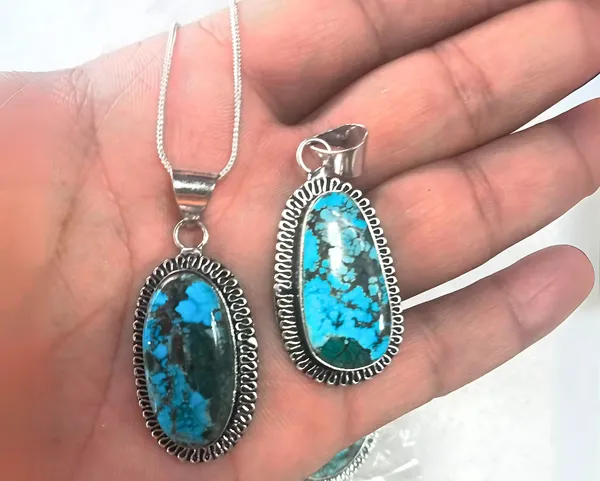 Turquoise_Pendant