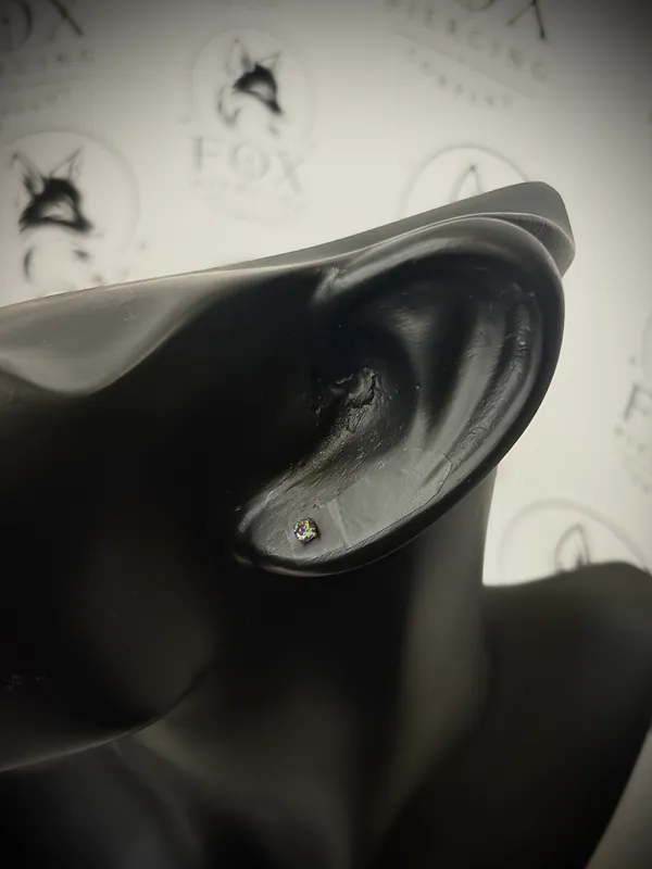 Holographic_Stone_Stud_Piercing_Earring