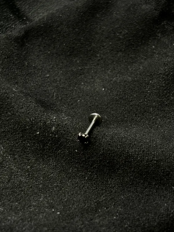 4_Mm_Black_Gem_Stone_Stud_Earring