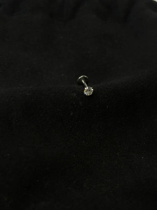 Silver_Crystal_Stud_Labret_Nose_Piercing_Jewellery