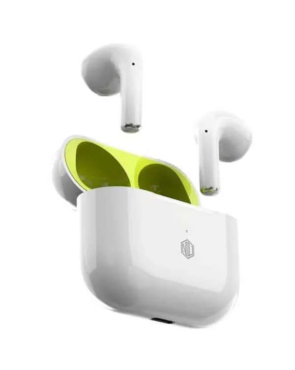 White_In-Ear_Earbuds_With_Charging_Case