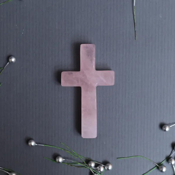 Rose_Quartz_Cross