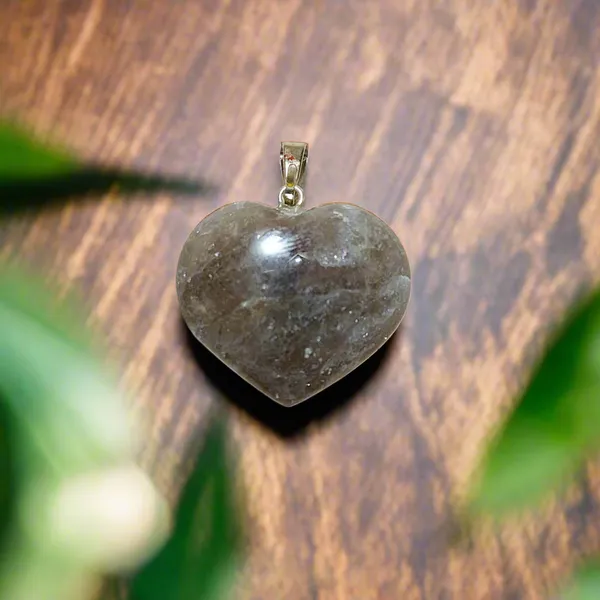 Natural_Crystal_Heart_Pendants_Healing_Gemstone_Heart_Necklaces_For_Love_Emotional_Balance_Positive_Energy_Smoky