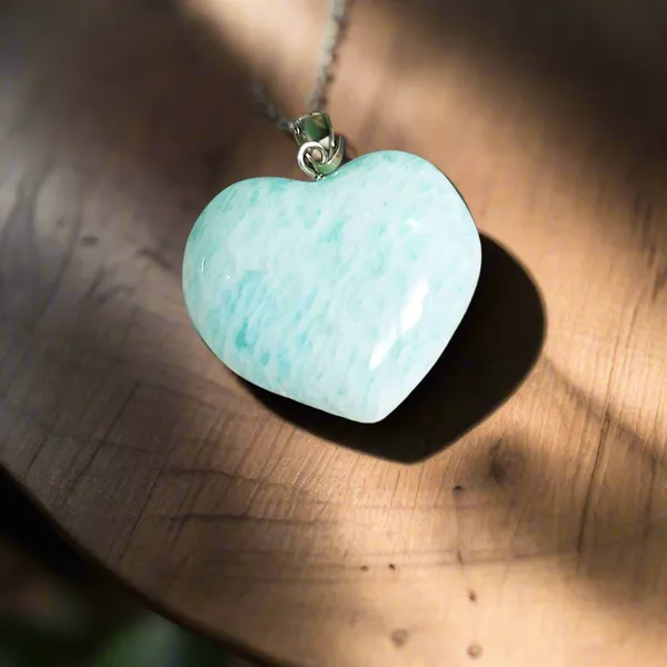 Natural_Crystal_Heart_Pendants_Healing_Gemstone_Heart_Necklaces_For_Love_Emotional_Balance_Positive_Energy_Amazonite