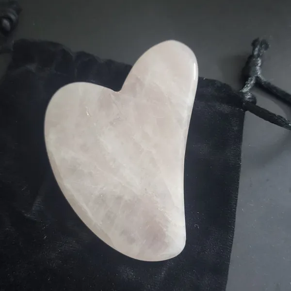 Rose_Quartz_Gua_Sha_Massage_Tool