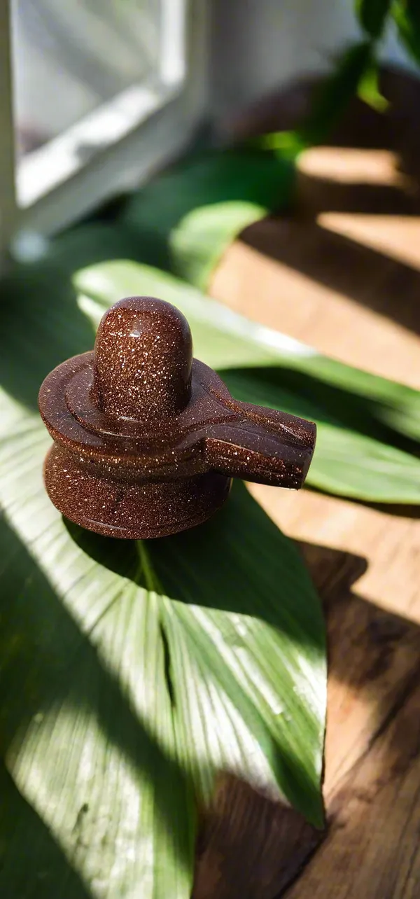 Healing_Crystal_Shivling_Sunstone