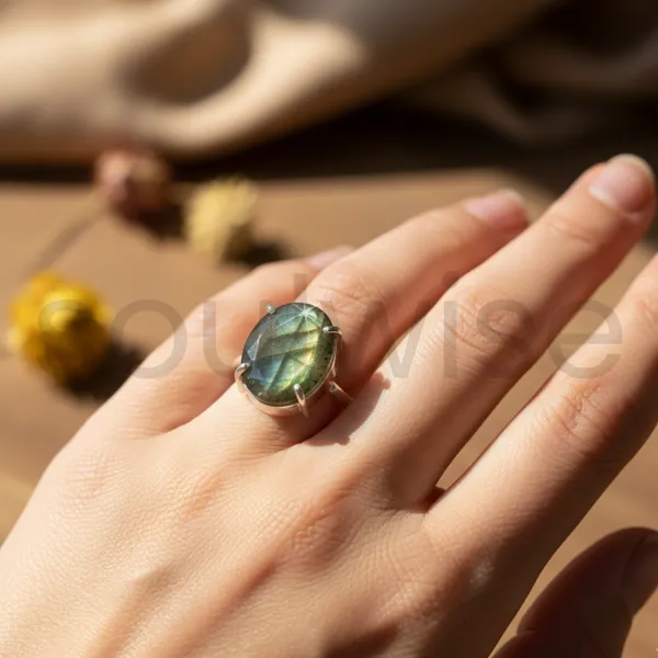 Labradorite_Gemstone_Ring_Certified_Adjustable