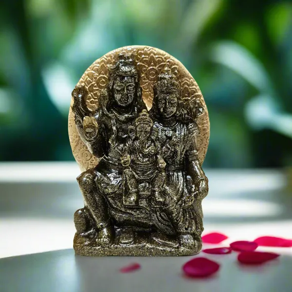 Soulwise_Divine_Family_Statue_Of_Lord_Shiva_Parvati_Ganesha_Pyrite_Shiva_Parivar_Idol