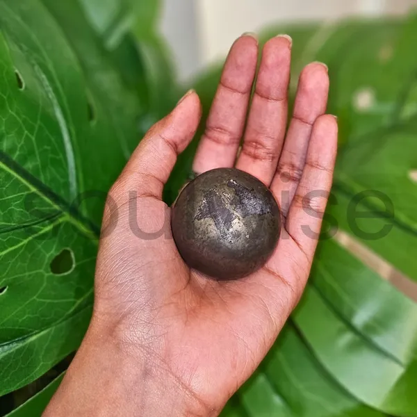 Soulwise_Natural_Pyrite_Crystal_Sphere_Golden_Energy_Stone_For_Prosperity_Positive_Vibes_Home_Decor