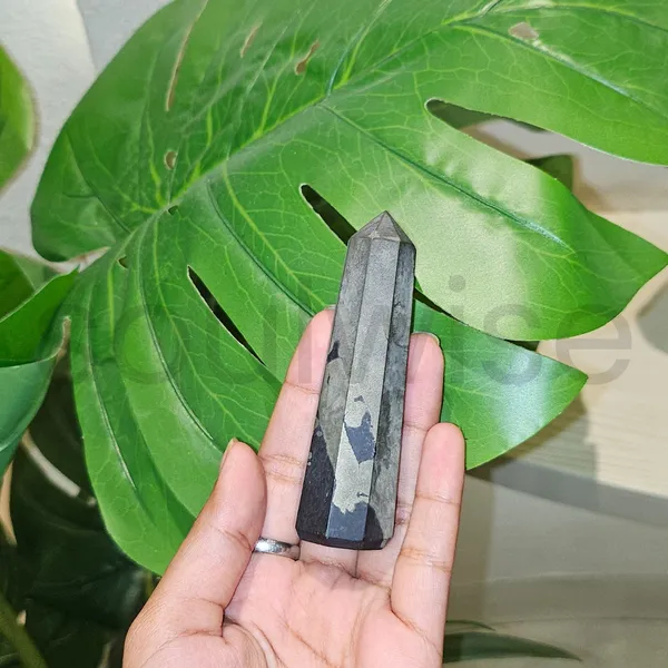 Soulwise_Imported_Natural_Pyrite_Crystal_Tower_Point_Golden_Energy_Stone_For_Focus_Motivation_Home_Decor