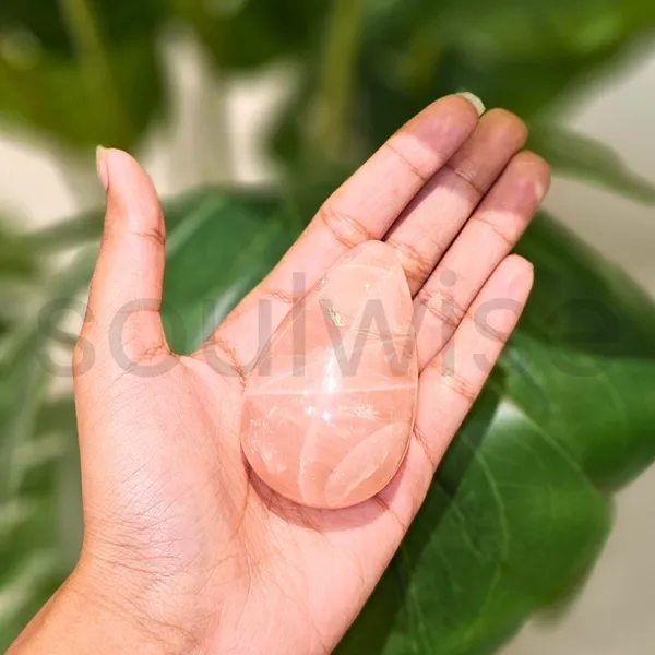 Soulwise_Rose_Quartz_Crystal_Egg_Natural_Polished_Gemstone_For_Energy_Healing_Meditation_Decorative_Display