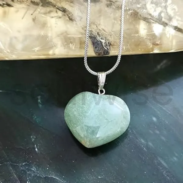 Green_Aventurine_Heart_Pendant_Natural_Healing_Crystal_For_Luck_Prosperity_Emotional_Balance_Chain_Not_Included_Unisex