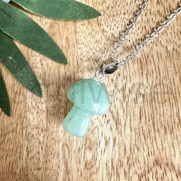 Green_Aventurine_Mushroom_Pendant_Natural_Crystal_Necklace_For_Luck_Healing_Prosperity_Positive_Energy_Heart_Chakra_Stone
