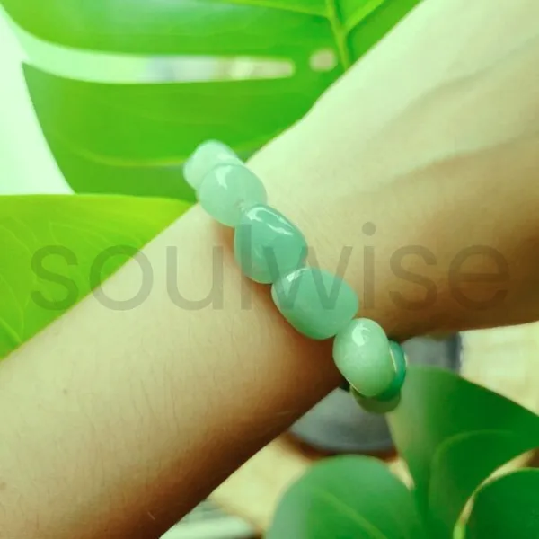 Soulwise_Green_Aventurine_Tumble_Bracelet_For_Good_Relationships_Happiness_Health_And_Wealth_Healing_Crystal_For_Peace_Chakra_Healing_And_Balancing