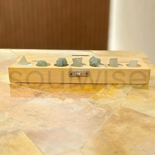 Soulwise_Green_Aventurine_Sacred_Geometry_Set_7_Piece_Crystal_Platonic_Solids_With_Metatron_S_Cube